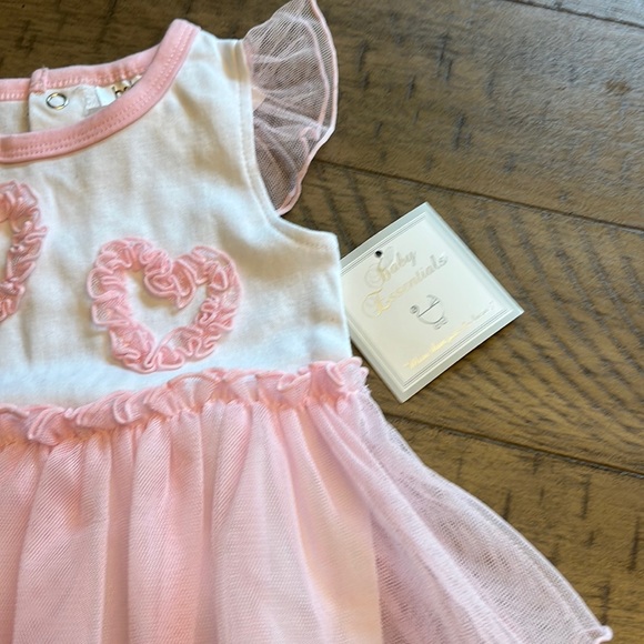 6 months new little one piece - Picture 2 of 3